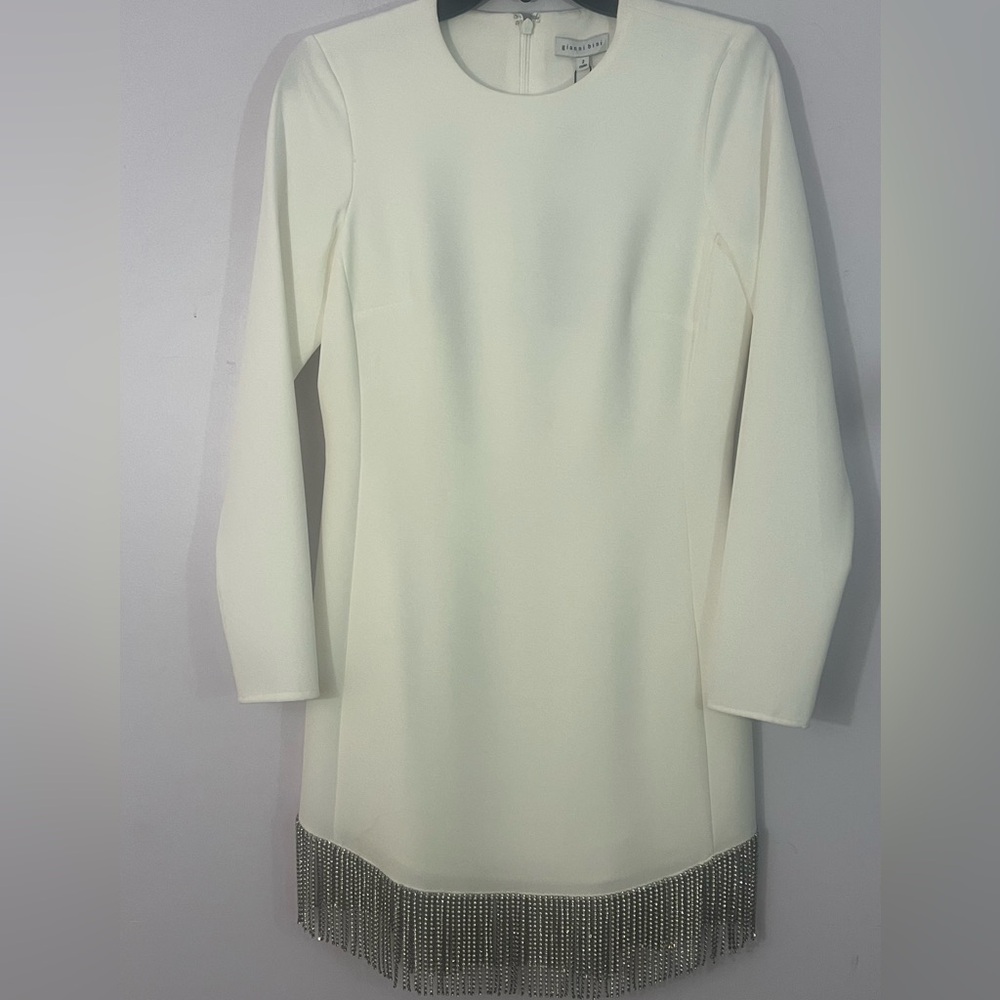Gianni Bini White Jeweled Fringe Hem Shift Dress Lined Back Zip Size 2. NWT